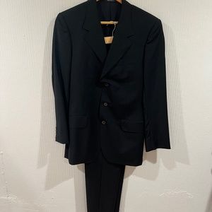YVES SAINT LAURNET SOLID BLACK 3 BUTTON MENS SUIT 100% WOOL 44R